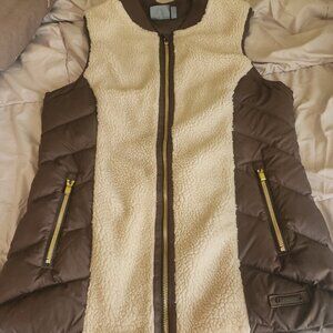 Athletica cream and army green vest womens small